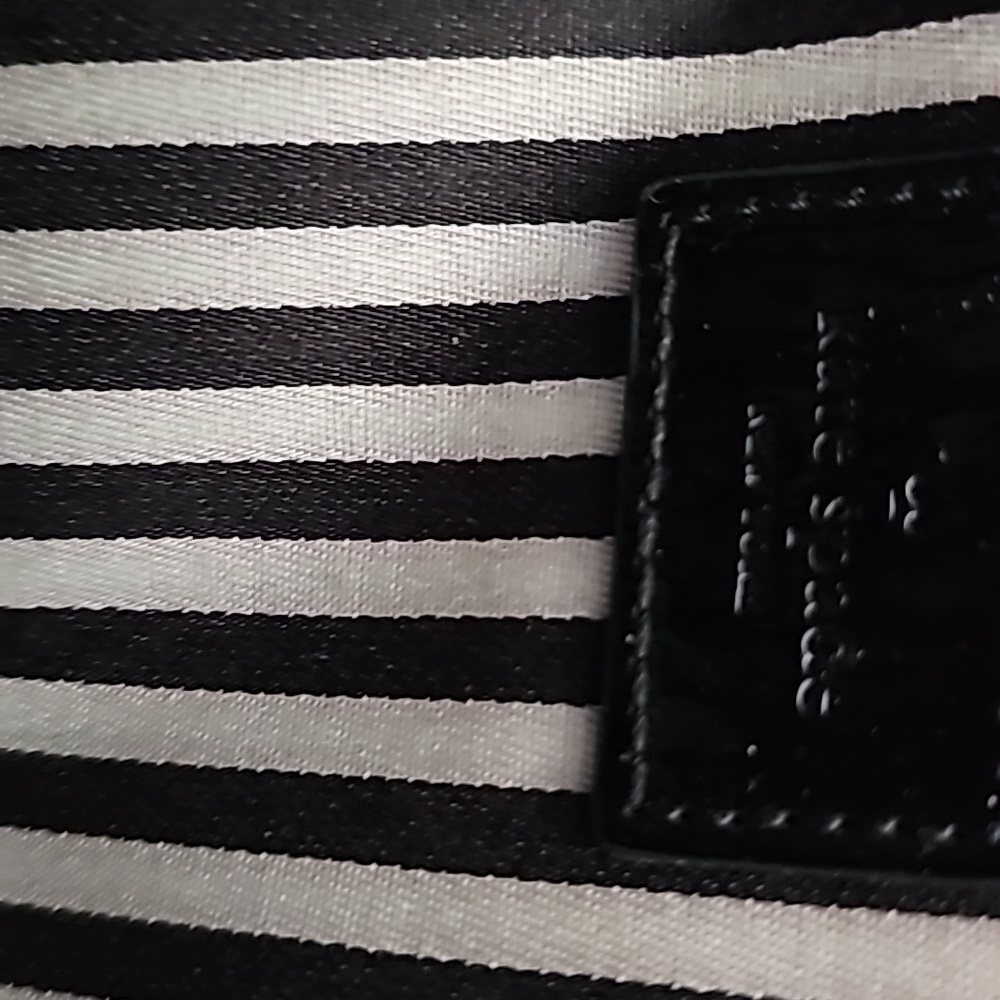 Kate Spade Bucket Handbag - Picture 8 of 9